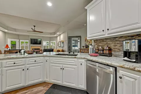 Kitchen - 1320 Silhouette Ct, Merced, CA 95340 photo 3 of 8