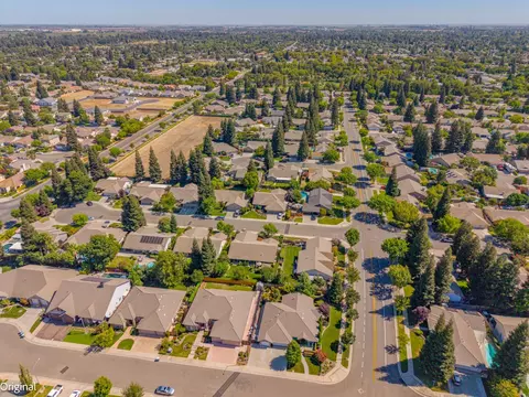 View/Area - 1320 Silhouette Ct, Merced, CA 95340 photo 10 of 10