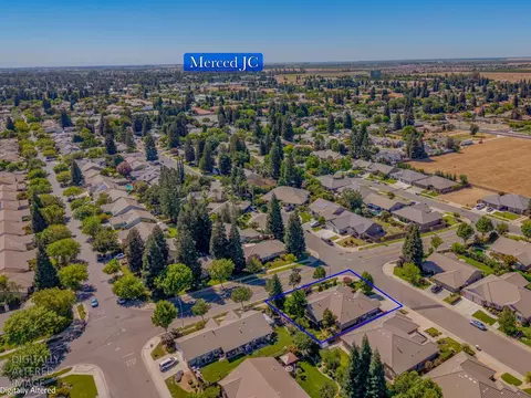 View/Area - 1320 Silhouette Ct, Merced, CA 95340 photo 7 of 10