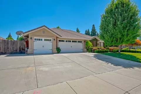 Exterior - 1320 Silhouette Ct, Merced, CA 95340 photo 2 of 12