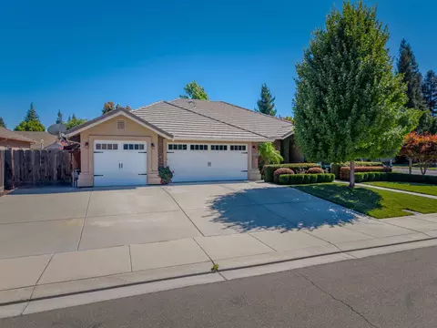 Exterior - 1320 Silhouette Ct, Merced, CA 95340 photo 4 of 12