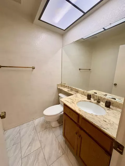 Bath - 6029 Mount Hamilton Ct, Castro Valley, CA 94552 photo 1 of 5