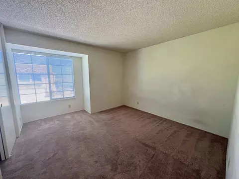 Bedroom - 6029 Mount Hamilton Ct, Castro Valley, CA 94552 photo 5 of 8