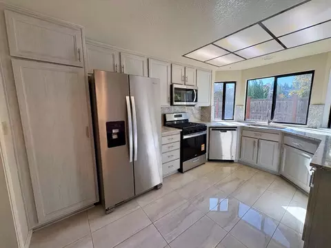 Kitchen - 6029 Mount Hamilton Ct, Castro Valley, CA 94552 photo 1 of 3