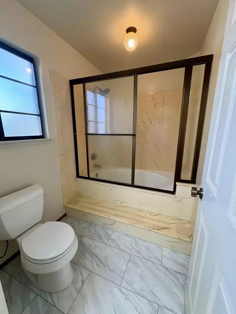 Bath - 6029 Mount Hamilton Ct, Castro Valley, CA 94552 photo 3 of 5