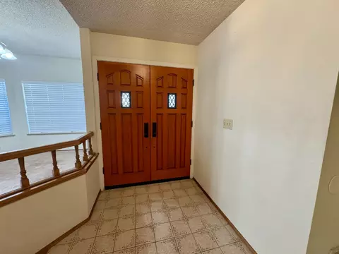Entry Way - 6029 Mount Hamilton Ct, Castro Valley, CA 94552 photo 2 of 4
