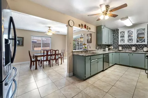 Kitchen - 216 Barros St, Patterson, CA 95363 photo 3 of 3