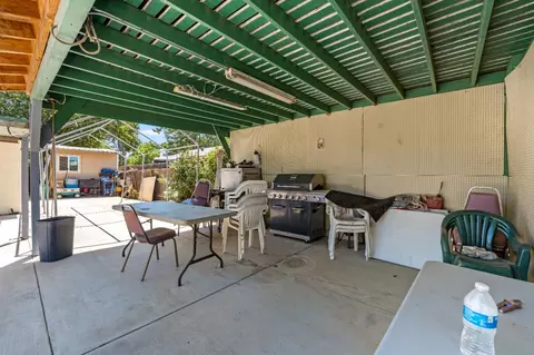 Exterior - 216 Barros St, Patterson, CA 95363 photo 7 of 9