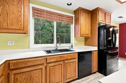 Kitchen - 2121 American River Trl, Cool, CA 95614 photo 2 of 2