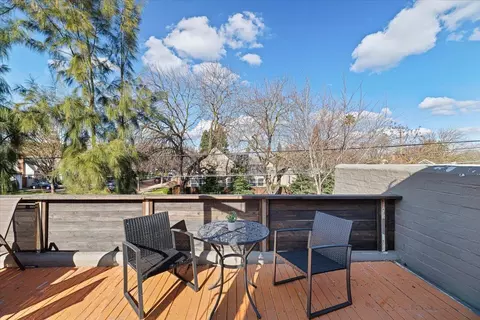 Exterior - 1018 W Morris Ave, Modesto, CA 95350 photo 6 of 16