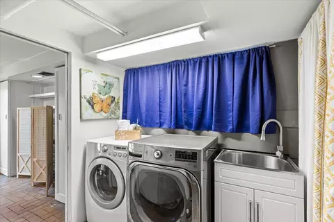 Other - 1018 W Morris Ave, Modesto, CA 95350 photo 5 of 17