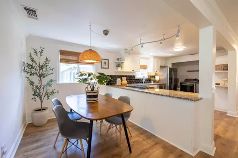 Dining - 222 D St, Lincoln, CA 95648 photo 1 of 1