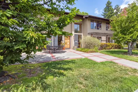 Exterior - 2436 Rivendell Ln, Davis, CA 95616 photo 2 of 17