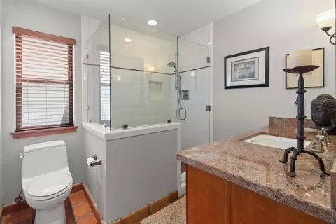 Bath - 2436 Rivendell Ln, Davis, CA 95616 photo 1 of 4