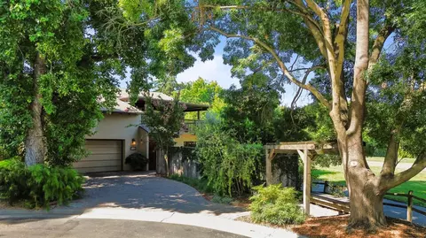 Exterior - 2436 Rivendell Ln, Davis, CA 95616 photo 8 of 17