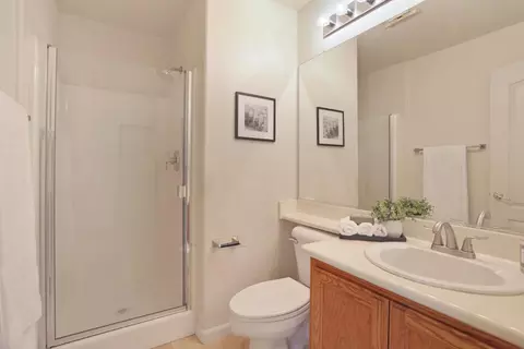 Bath - 1892 Placid Dr, Tracy, CA 95304 photo 1 of 6