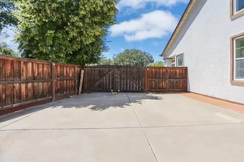 Exterior - 1892 Placid Dr, Tracy, CA 95304 photo 16 of 16
