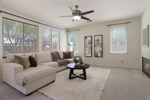Living - 1892 Placid Dr, Tracy, CA 95304 photo 2 of 9