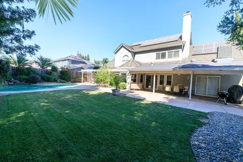 Exterior - 2813 Kingman Ct, Modesto, CA 95355 photo 7 of 14
