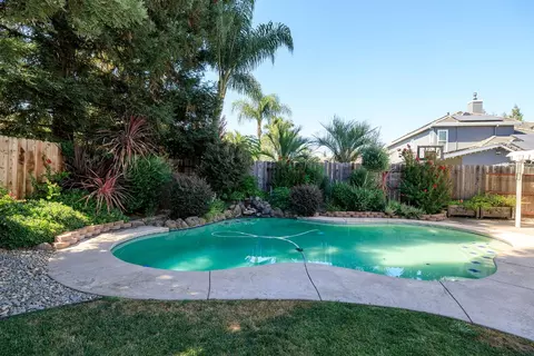 Exterior - 2813 Kingman Ct, Modesto, CA 95355 photo 10 of 14
