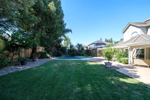 Exterior - 2813 Kingman Ct, Modesto, CA 95355 photo 6 of 14