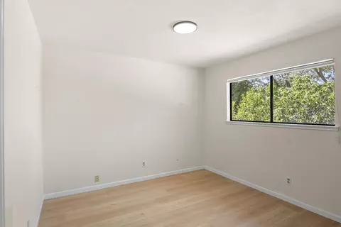 Bedroom - 4121 Vista Way, Davis, CA 95618 photo 7 of 9
