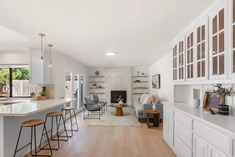 Living - 4121 Vista Way, Davis, CA 95618 photo 4 of 4