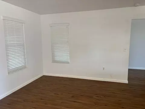 Living - 1272 Eastridge Pl, Manteca, CA 95336 photo 1 of 3