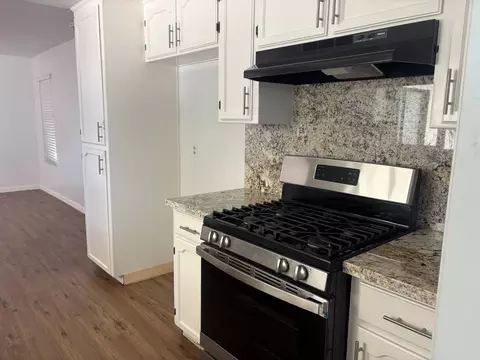 Kitchen - 1272 Eastridge Pl, Manteca, CA 95336 photo 3 of 3