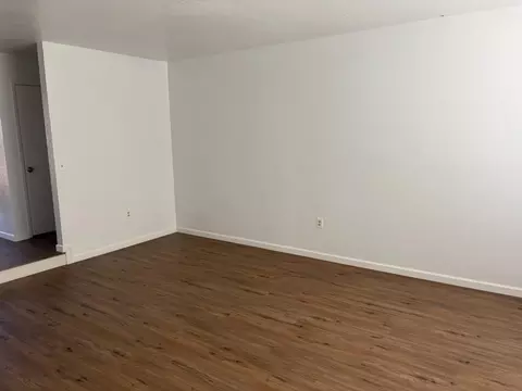 Living - 1272 Eastridge Pl, Manteca, CA 95336 photo 3 of 3
