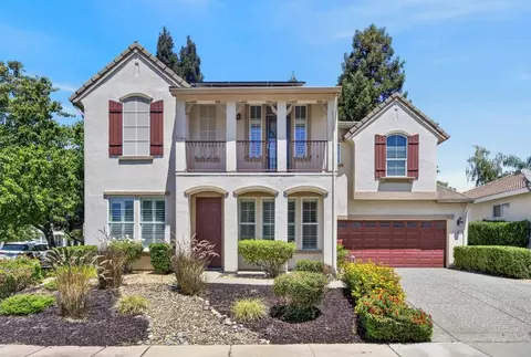 5 Nathan Ct, Sacramento, CA 95835