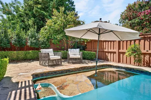 Exterior - 1739 Portola Ct, Davis, CA 95616 photo 3 of 8