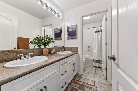 Bath - 1739 Portola Ct, Davis, CA 95616 photo 2 of 6
