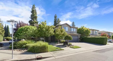 Exterior - 1544 Jasmine Way, Lodi, CA 95242 photo 2 of 10
