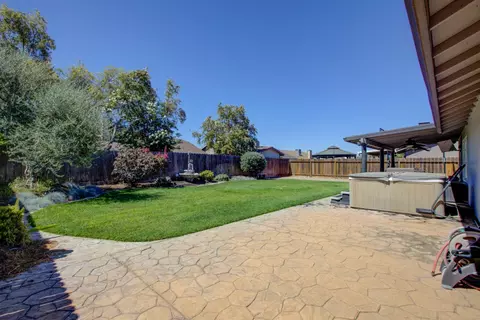 Exterior - 19781 1st St, Hilmar, CA 95324 photo 7 of 12