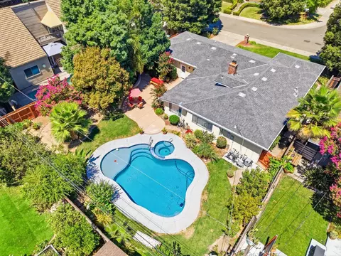 View/Area - 5108 Laurelview Ave, Carmichael, CA 95608 photo 1 of 1