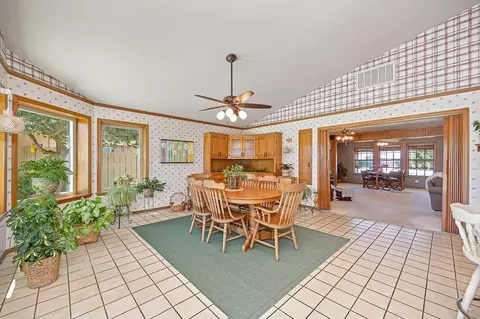 Dining - 724 Vera Ave, Ripon, CA 95366 photo 4 of 6