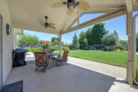 Exterior - 724 Vera Ave, Ripon, CA 95366 photo 7 of 22