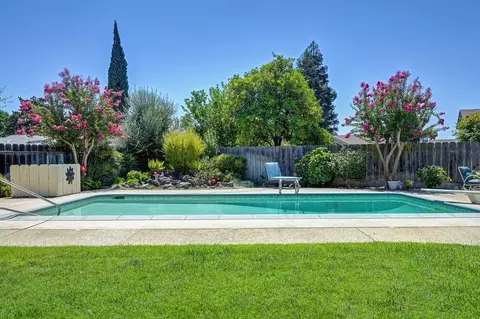 Exterior - 724 Vera Ave, Ripon, CA 95366 photo 15 of 22