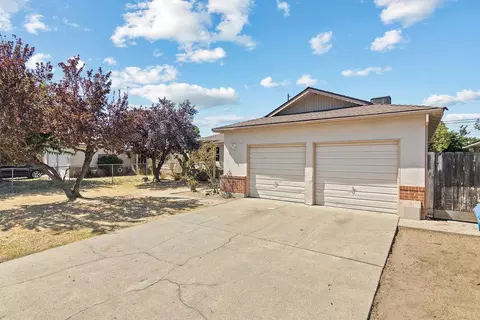Exterior - 335 Jason St, Manteca, CA 95336 photo 2 of 10