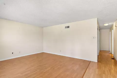 Living - 335 Jason St, Manteca, CA 95336 photo 1 of 7