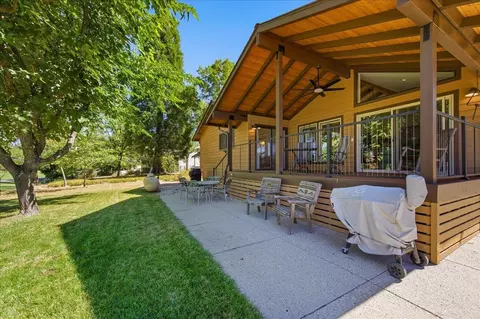Exterior - 11306 Ringtail Rd, Penn Valley, CA 95946 photo 4 of 10