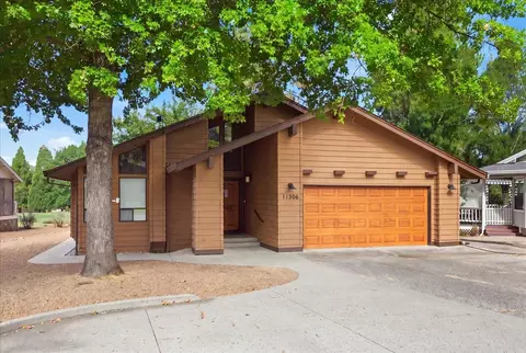 11306 Ringtail Rd, Penn Valley, CA 95946
