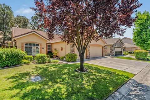 151 Gold King Dr, Valley Springs, CA 95252