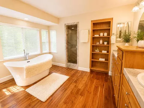 Bath - 2764 Redbridge Rd, Tracy, CA 95377 photo 4 of 5