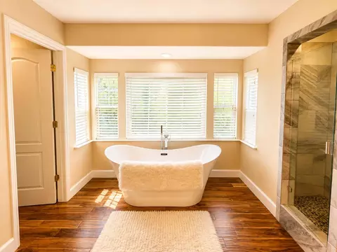 Bath - 2764 Redbridge Rd, Tracy, CA 95377 photo 3 of 5