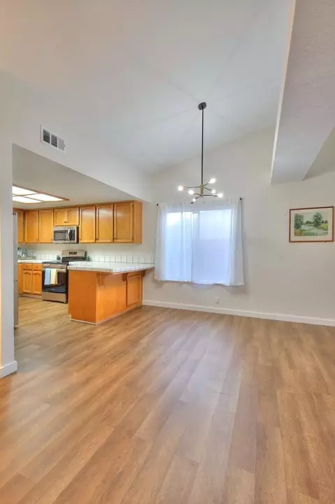 Dining - 1728 Nighthawk Way, Modesto, CA 95358 photo 1 of 2
