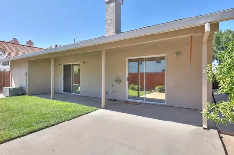 Exterior - 1728 Nighthawk Way, Modesto, CA 95358 photo 13 of 16