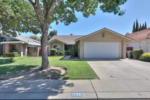 Exterior - 1728 Nighthawk Way, Modesto, CA 95358 photo 4 of 16