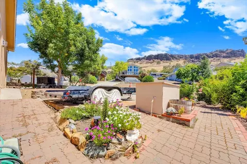 Exterior - 723 Mother Shipton, Copperopolis, CA 95228 photo 17 of 23